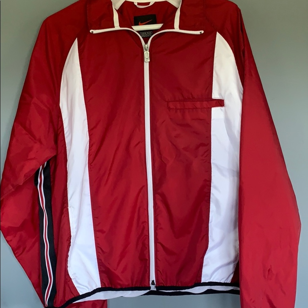Nike boys windbreaker jacket, size XL (16-18)